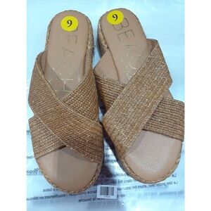Beach by Matisse Woven Sandals with Cushioned Footbed Tan 9